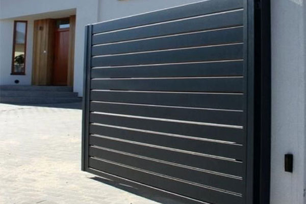 Manual gates can be made from a range of materials,